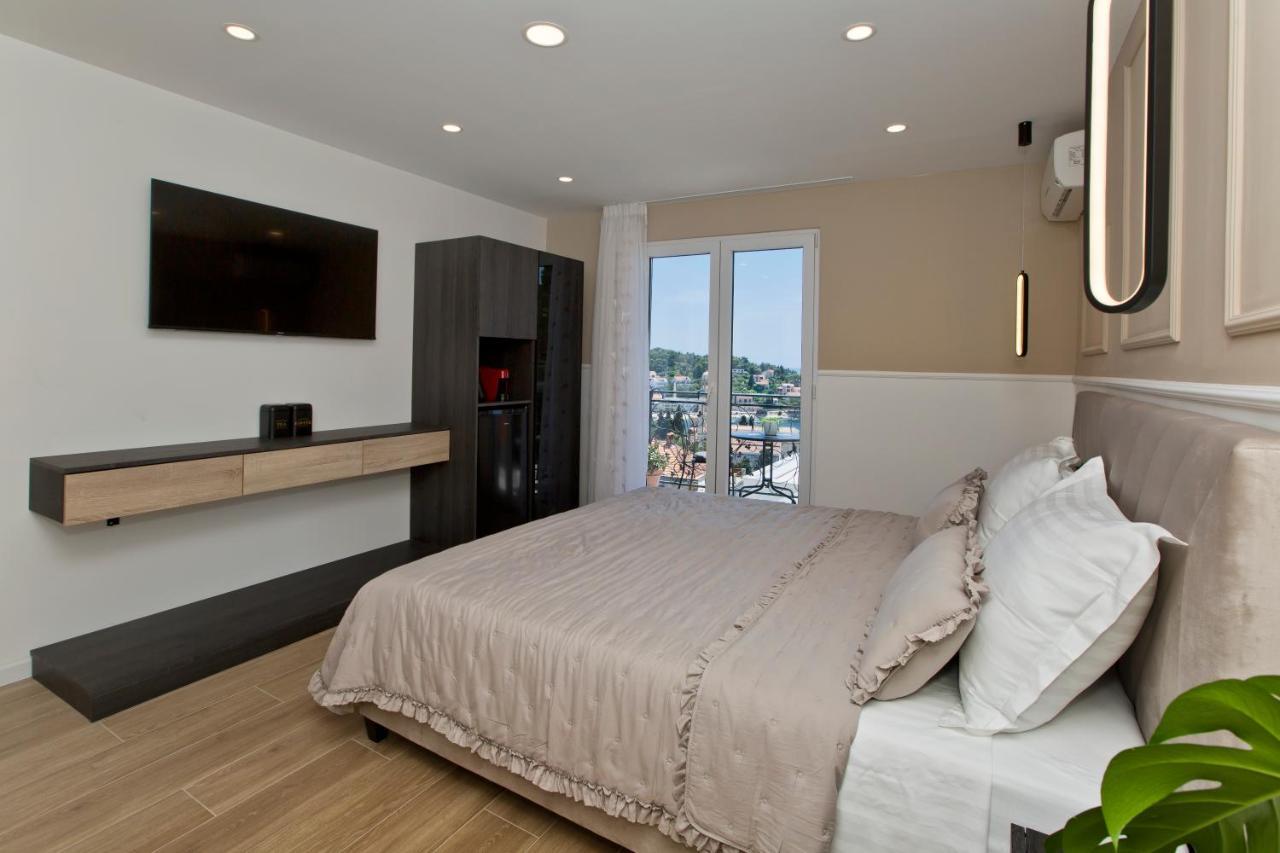 Villa Milton Luxe Hvar ฮวาร์ ภายนอก รูปภาพ