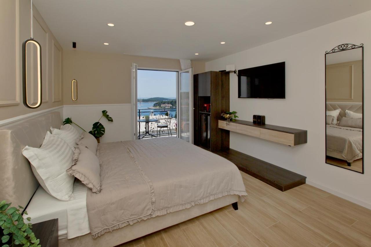 Villa Milton Luxe Hvar ฮวาร์ ภายนอก รูปภาพ