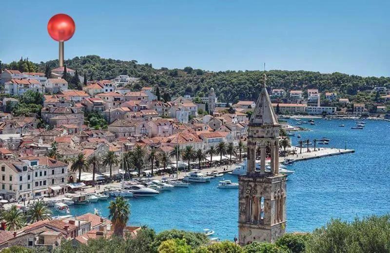 Villa Milton Luxe Hvar ฮวาร์ ภายนอก รูปภาพ