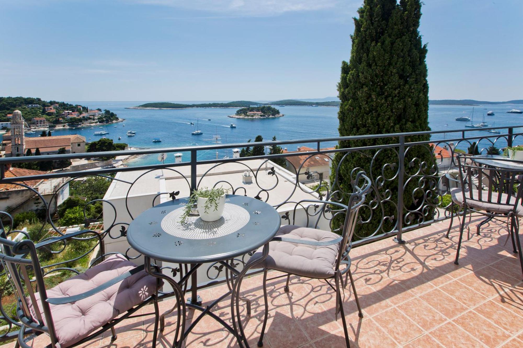 Villa Milton Luxe Hvar ฮวาร์ ภายนอก รูปภาพ